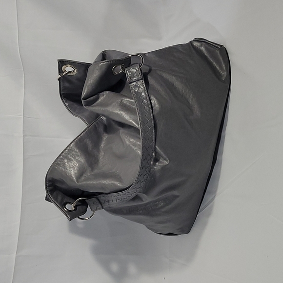 2 Large Hobo Style Bags Grey and Tan Faux Leather (Unbranded) - Picture 4 of 7